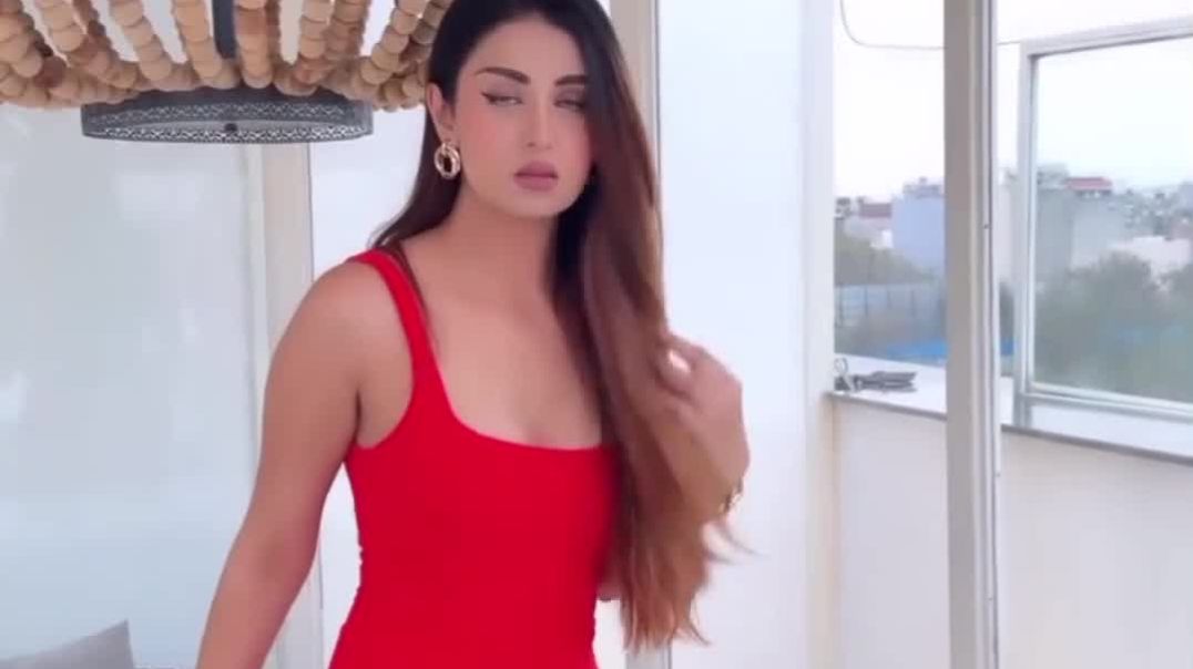 Kritika Dagar  Stunning Model From India Changing The Fashion Industry Biography